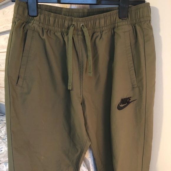 Nike Other - Nike Slim Fit Jogger Pants